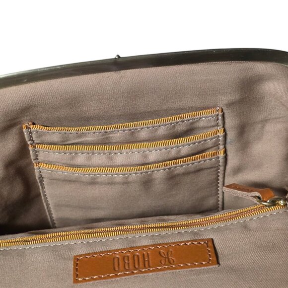 Retro HOBO Fuchsia Lana Bag - Picture 4 of 8